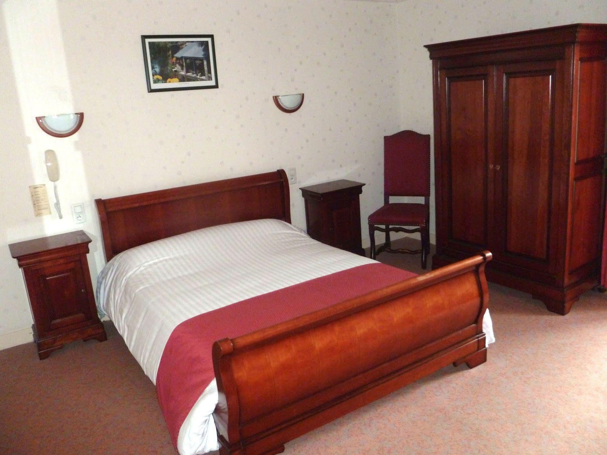Le Relais De La Rance - Chambres D'Hotes Quédillac 外观 照片