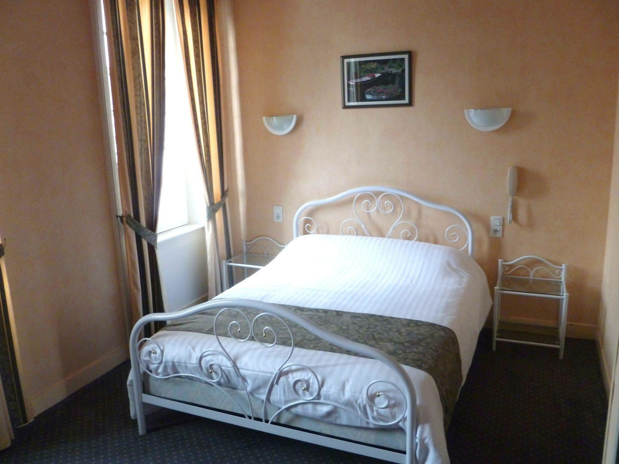 Le Relais De La Rance - Chambres D'Hotes Quédillac 外观 照片