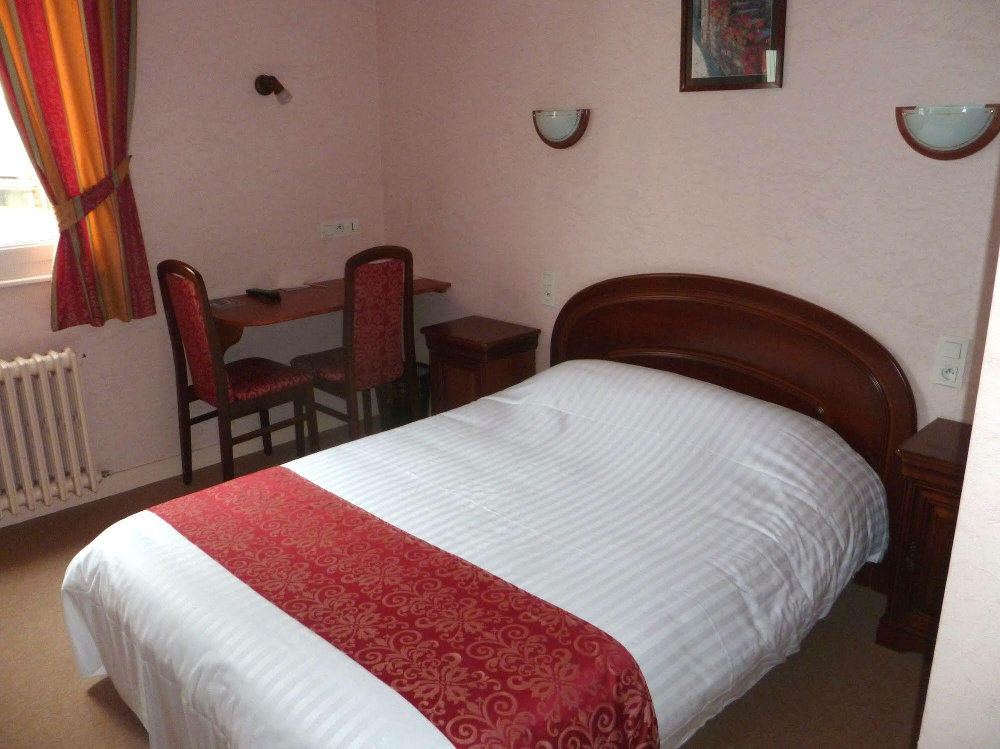 Le Relais De La Rance - Chambres D'Hotes Quédillac 外观 照片
